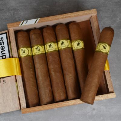 Trinidad Media Luna Cigar - Box of 12Trinidad Media Luna Cigar - Box of 12