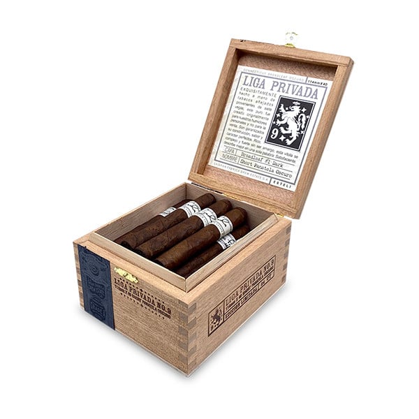 私人聯盟9號短賓麗LIGA PRIVADA NO.9 SHORT PANATELA