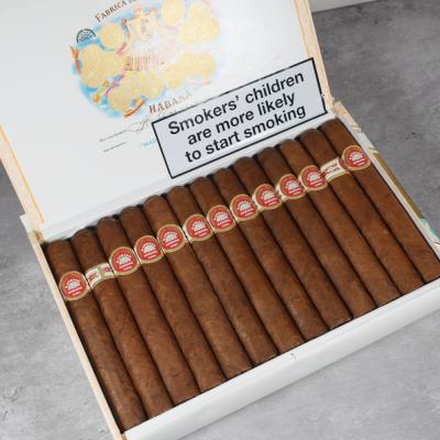 H. Upmann Regalia Cigar - Box of 25H. Upmann Regalia Cigar - Box of 25