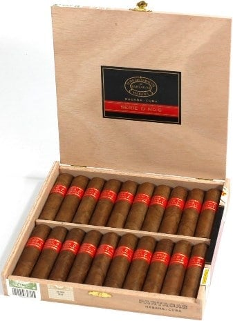 Partagas Serie D No.6 (20)Partagas Serie D No.6 (20)