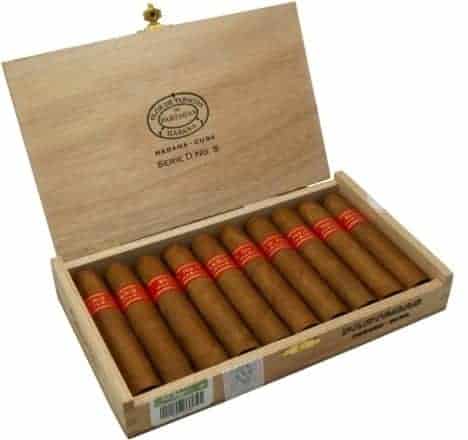 Partagas Serie D No.5 (10)Partagas Serie D No.5 (10)